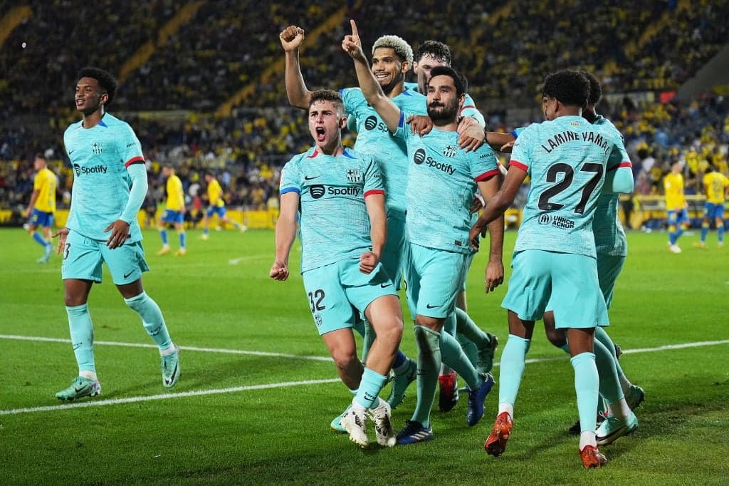 Barcelona, dy opsione për mesfushën