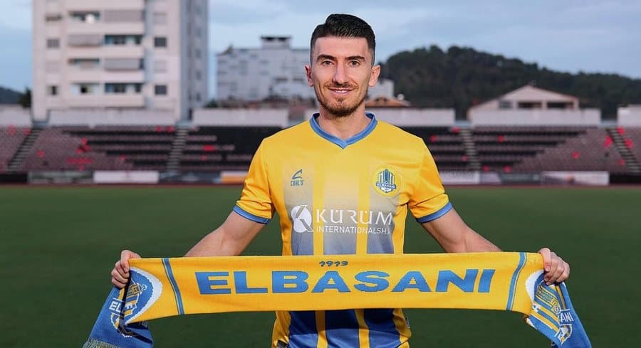 Përforcim për Superioren, Elbasani firmos me Mustën