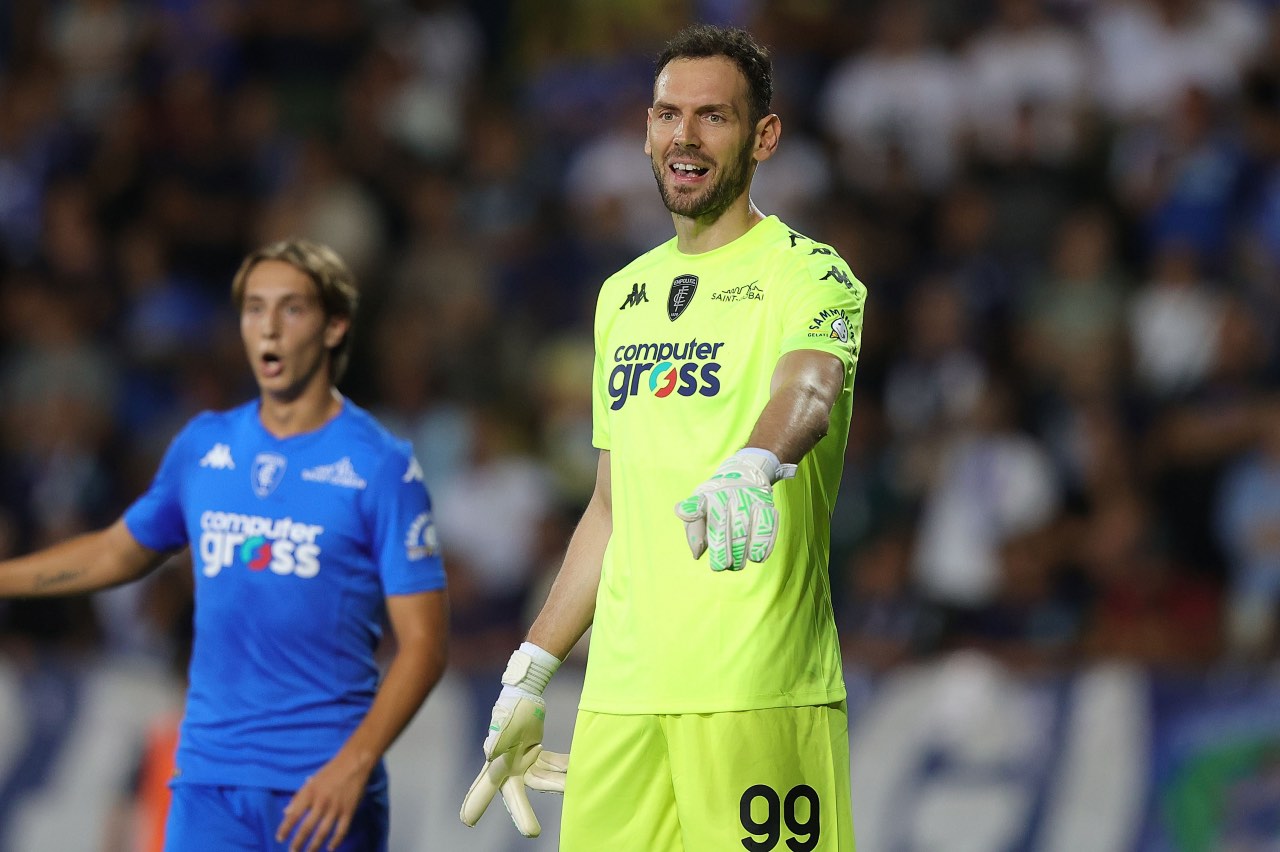 Cagliari nis bisedimet me portierin Etrit Berisha