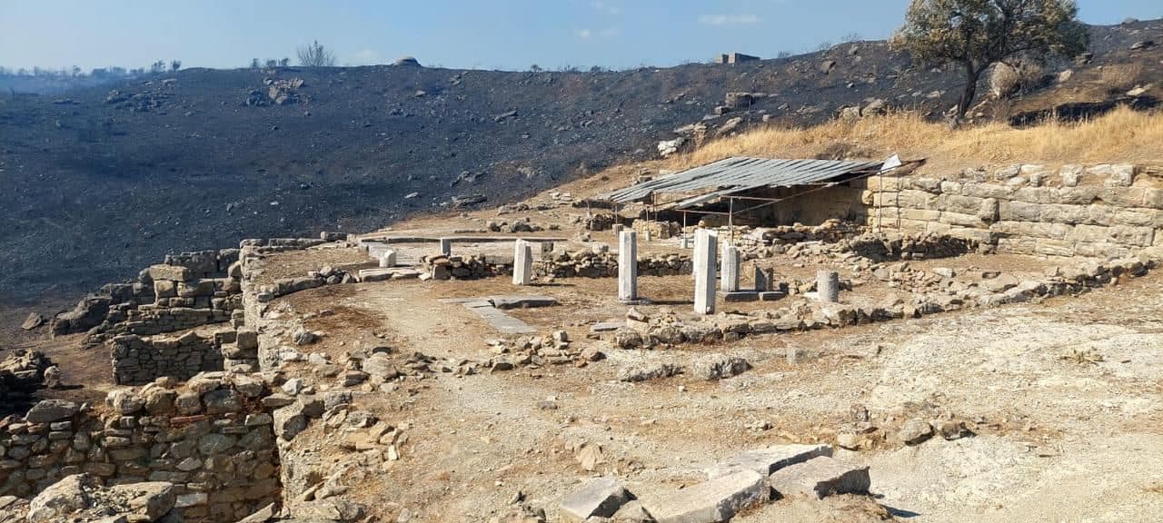 Gonxhja: Asnjëri nga monumentet e Parkut Arkeologjik të Finiqit nuk është prekur nga zjarri