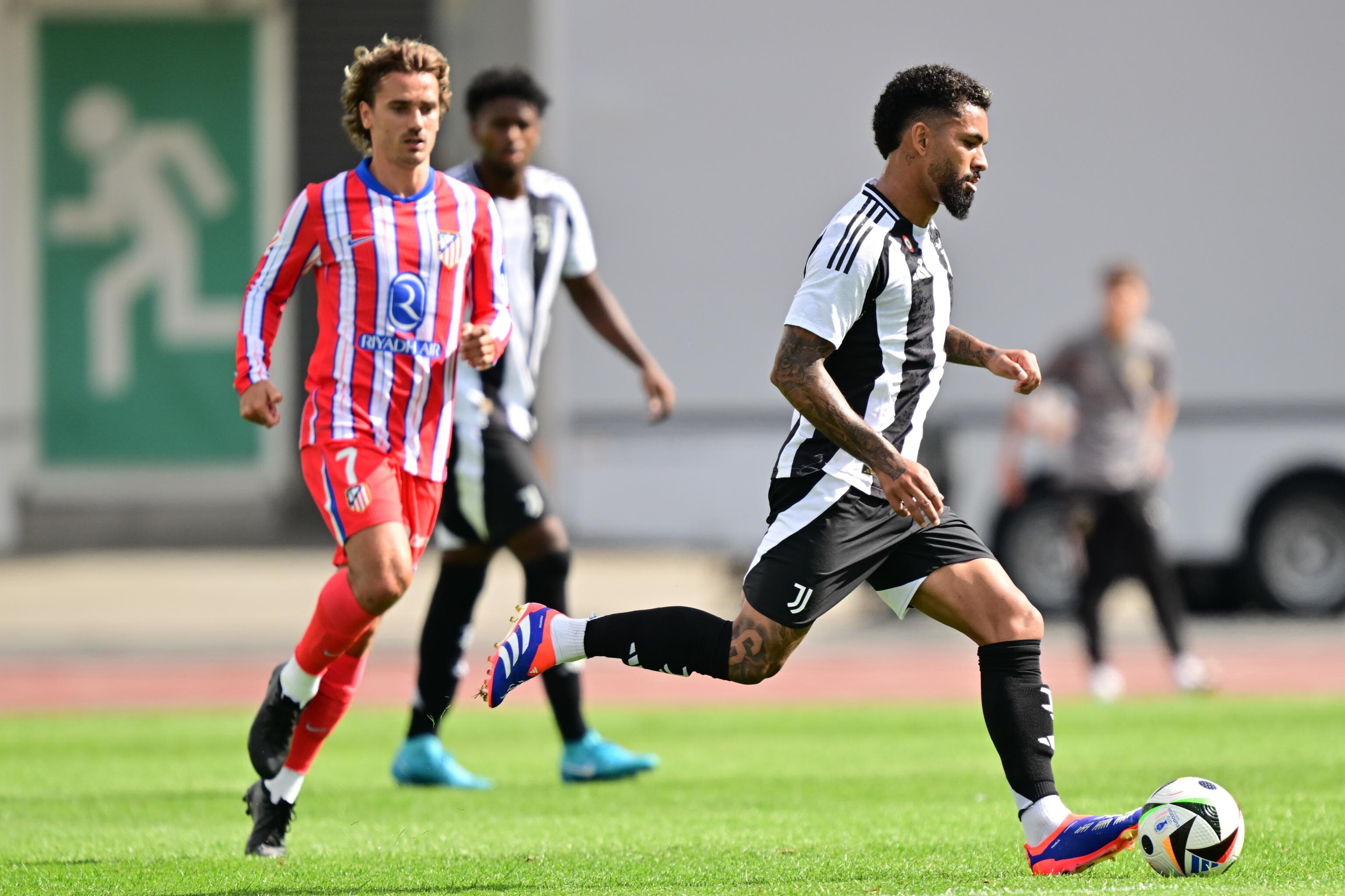 Juventusi nuk bind, Atletico Madrid fiton miqësoren