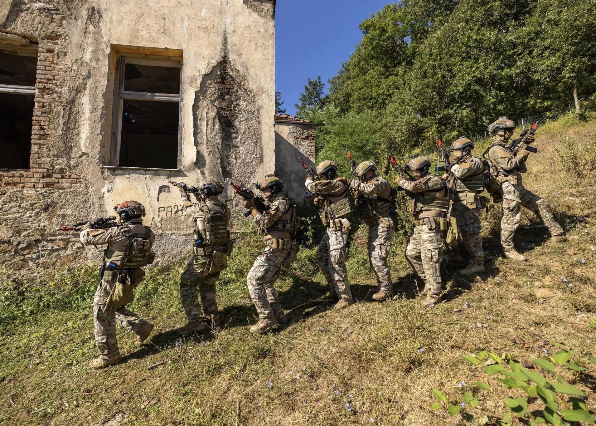 FA e Shqipërisë me FSK-në dhe Policinë e Kosovës testojnë aftësitë reaguese operacionale