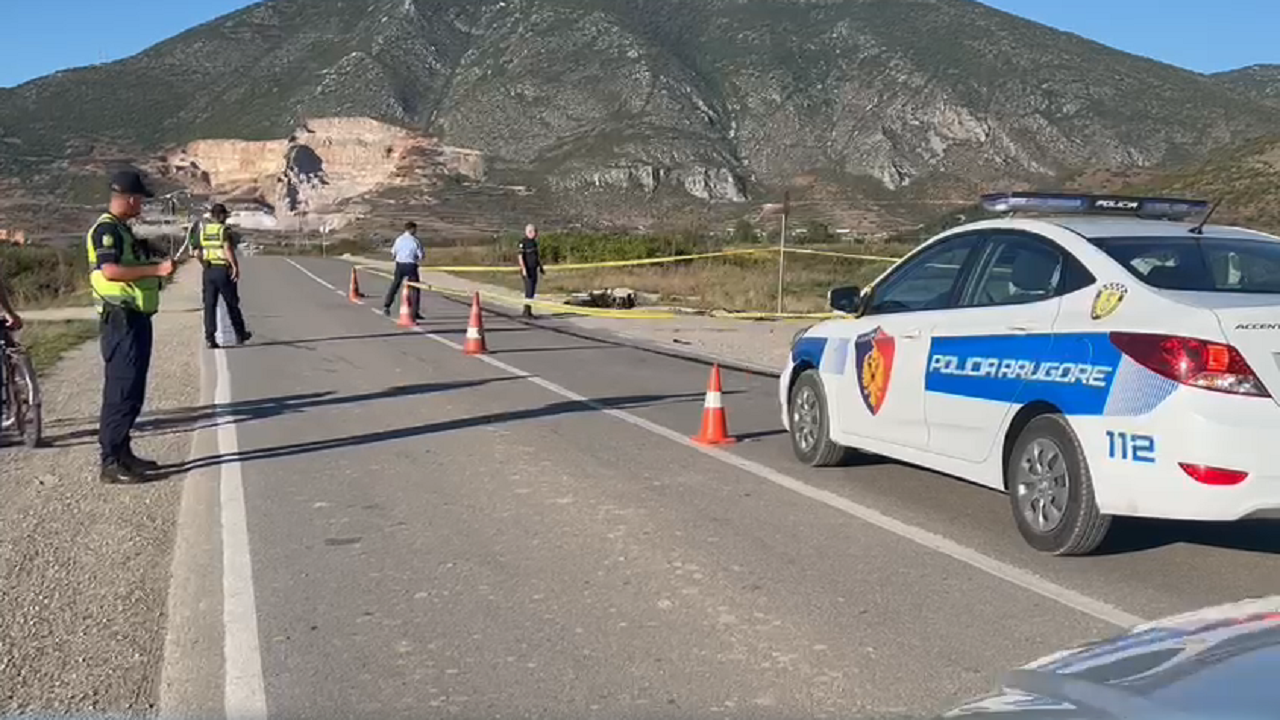 Përplasen dy mjete në Sarandë, plagoset 7-vjeçarja