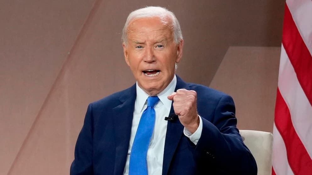 Biden: Trump i përulet Putinit