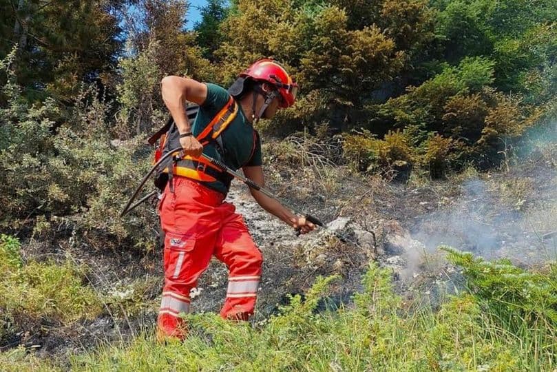 Situata me zjarret/ MM: Shuhen 22 vatra zjarri, pesë të tjera mbeten aktive