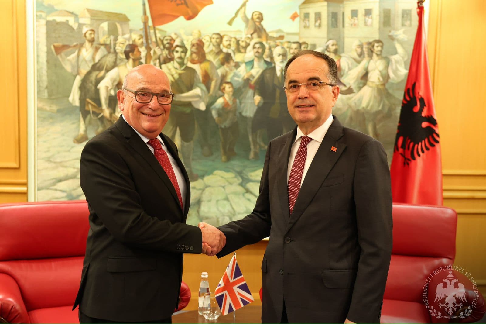 Begaj pret të dërguarin britanik për Ballkanin Perëndimor: Integrim euroatlantik përballë ndikimit të aktorëve të tretë