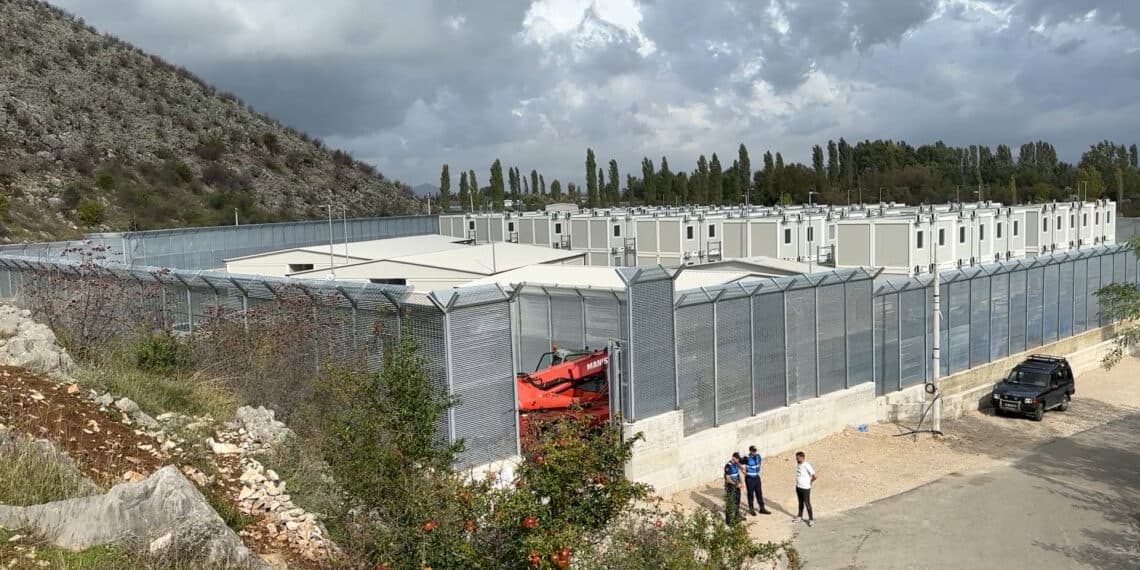 Gjykata e Romës hedh poshtë sjelljen e emigrantëve në Shqipëri