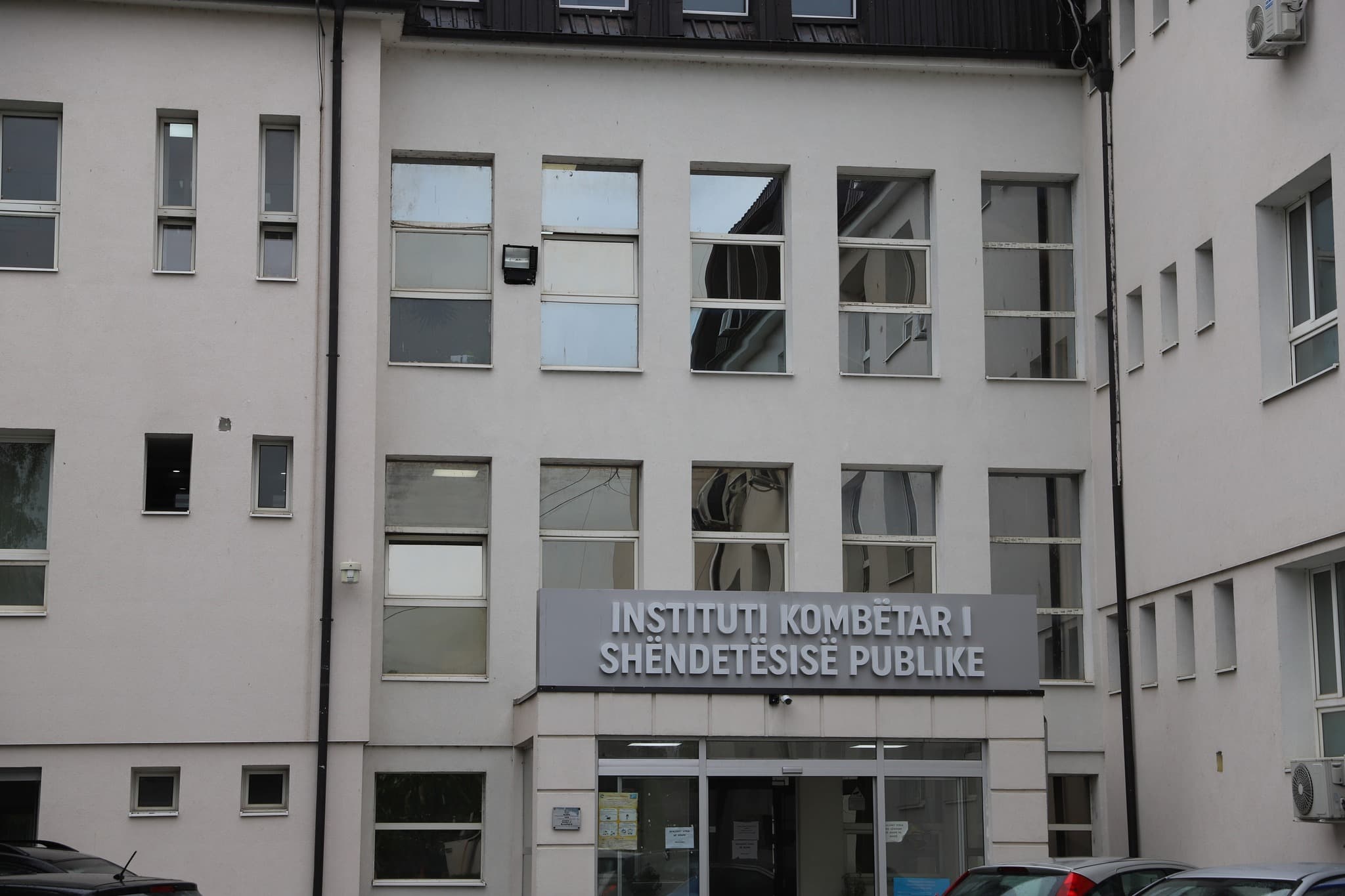 Shtimi i rasteve të gripit në Kosovë, IKShPK bën thirrje për vaksinim