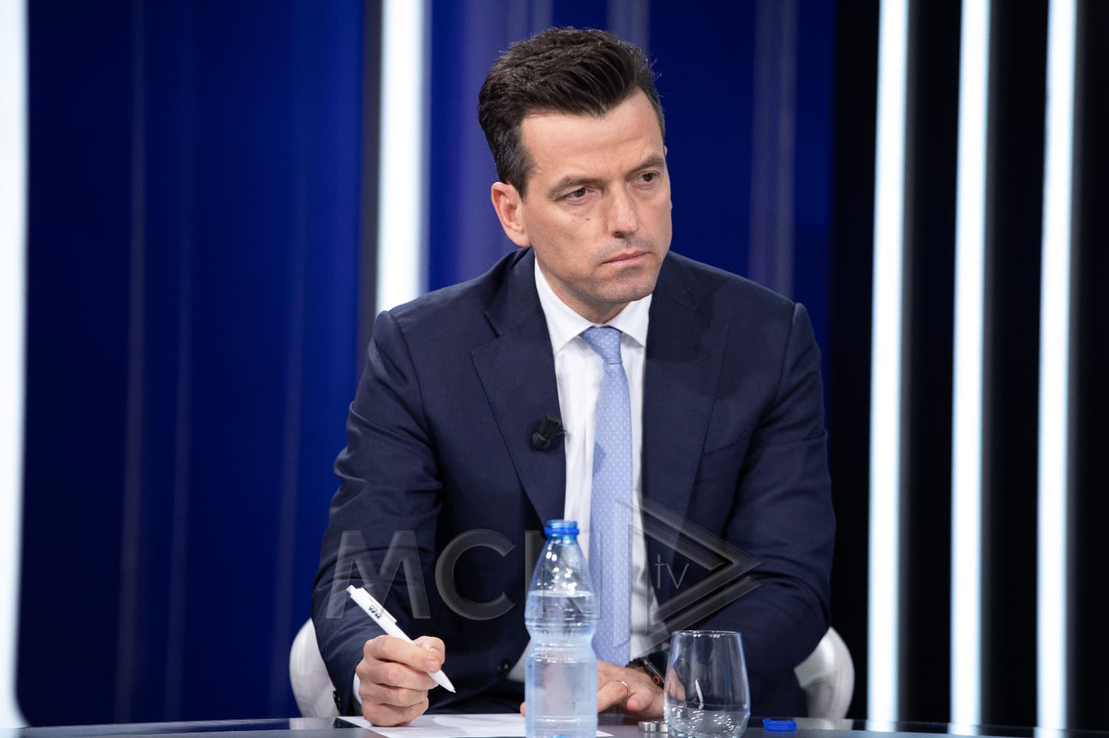 Hedhja e policit, Shehaj: Shteti duhet të sqarojë qytetarët, deklarata e ministrit Hoxha e turpshme