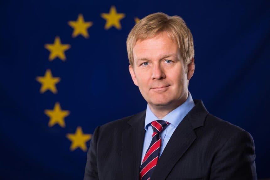Sorensen konfirmohet nga ambasadorët e BE-së si i dërguar për dialogun Kosovë-Serbi