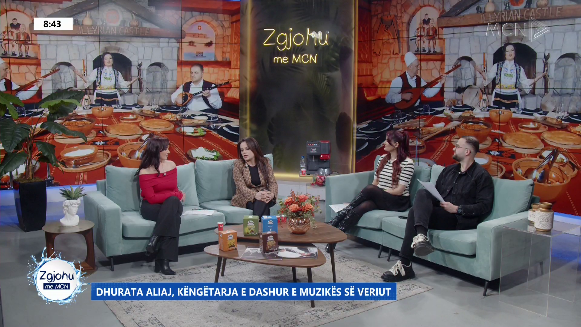 Dhurata Aliaj, këngëtarja e muzikës së veriut në një rrëfim për jetën dhe karrierën