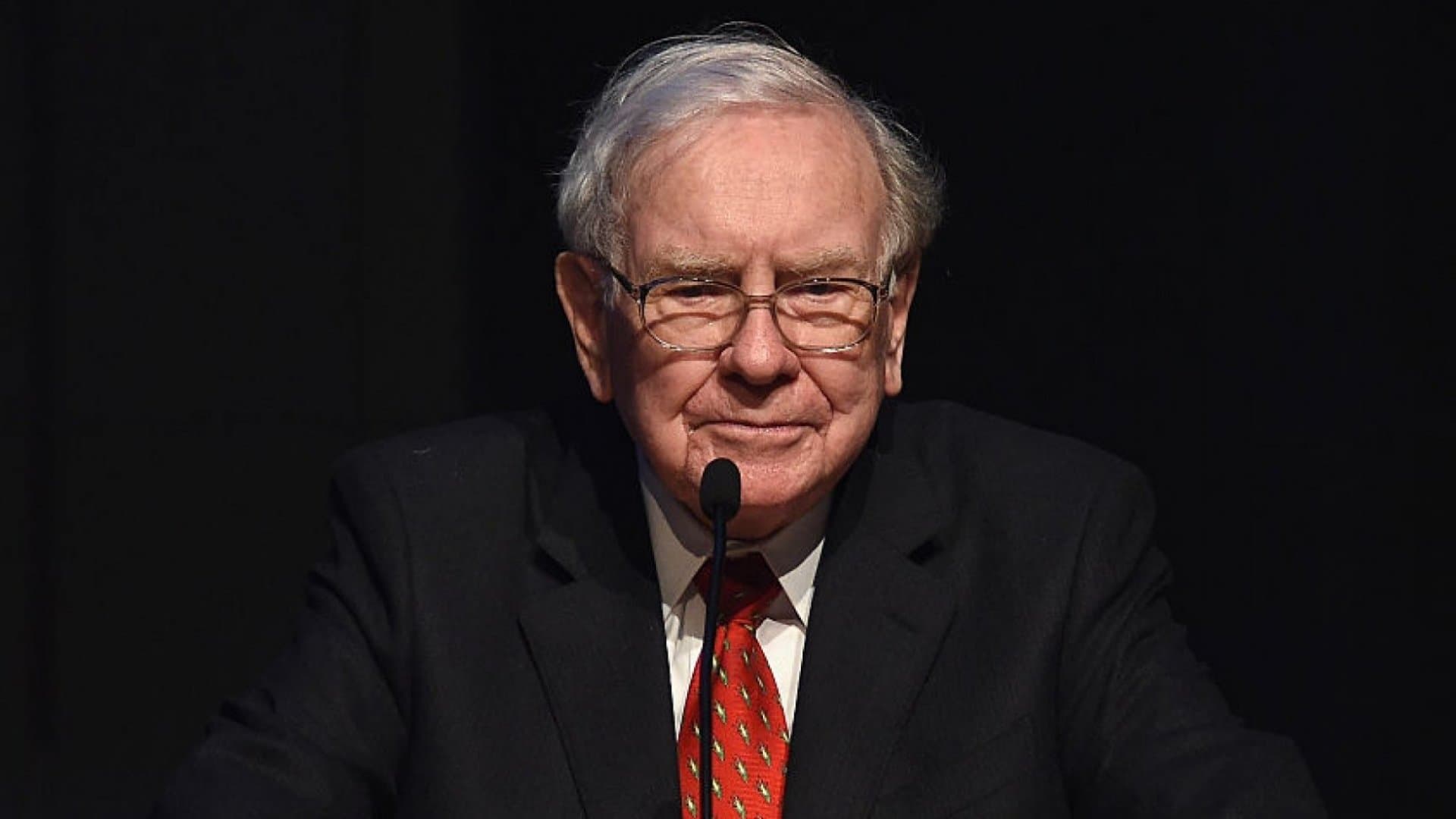 “Tarifat e Trump, akt lufte”, Buffett: Do rrisin çmimet për konsumatorët