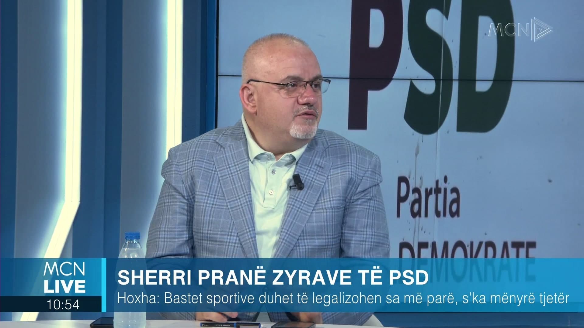 Hoxha: Sherri pranë zyrave të PSD, s’ka lidhje me fushatën. Paratë e lojërave të fatit mund të ndikojnë në zgjedhje duke financuar kandidatët (VIDEO)