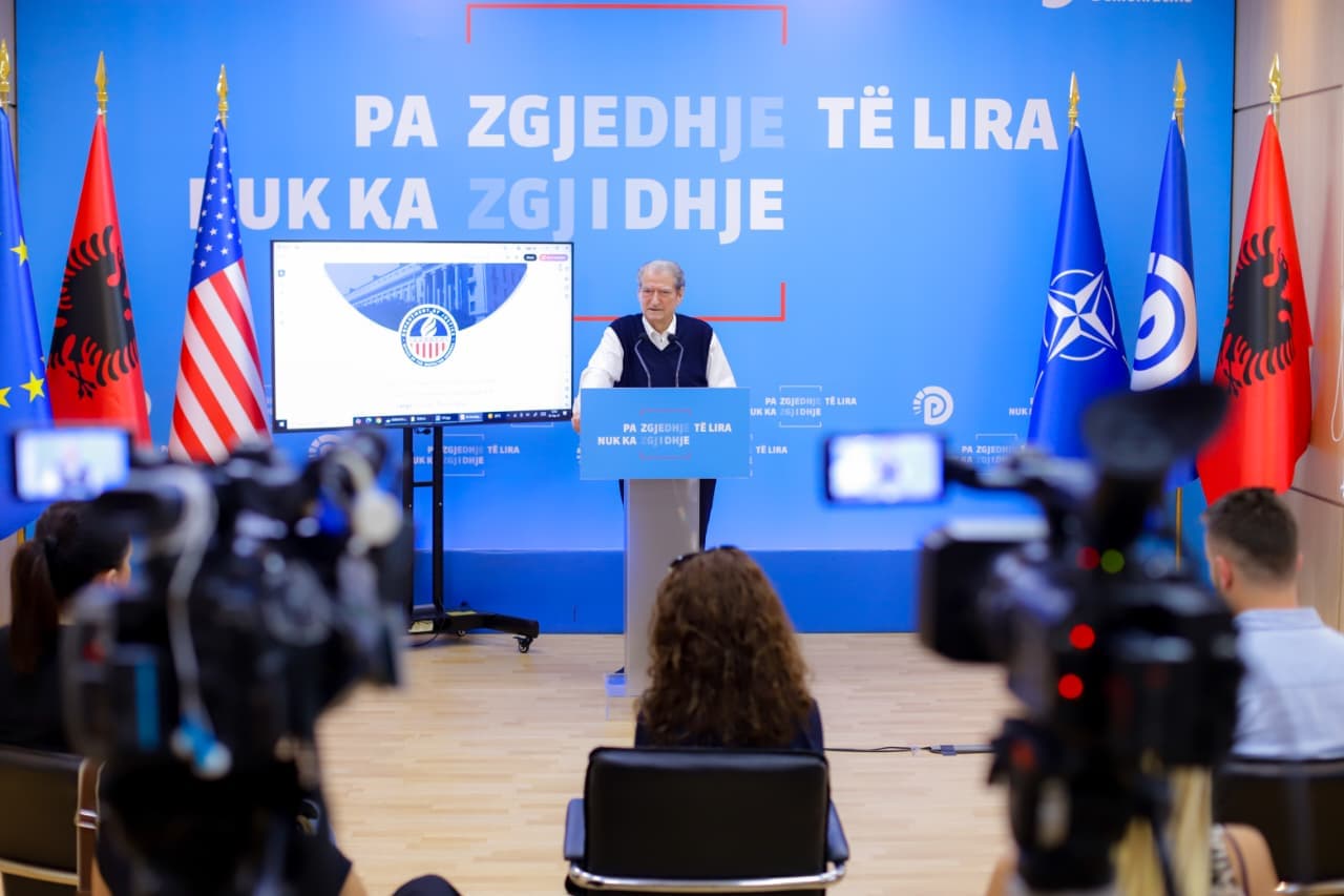 Berisha: Altin Troplini po fsheh padinë e opozitës për McGonigal. Targeti 3 në dosje i lidhur me Ramën dhe tregti armësh