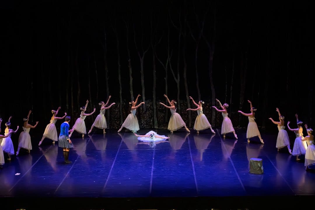 Baleti “La Sylphide” sonte në skenën e TKOB