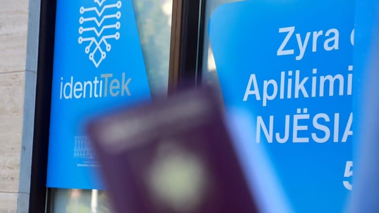 Zyrat e IdentiTek do të jenë të hapura ditën e premte, në të 12 qarqet e vendit