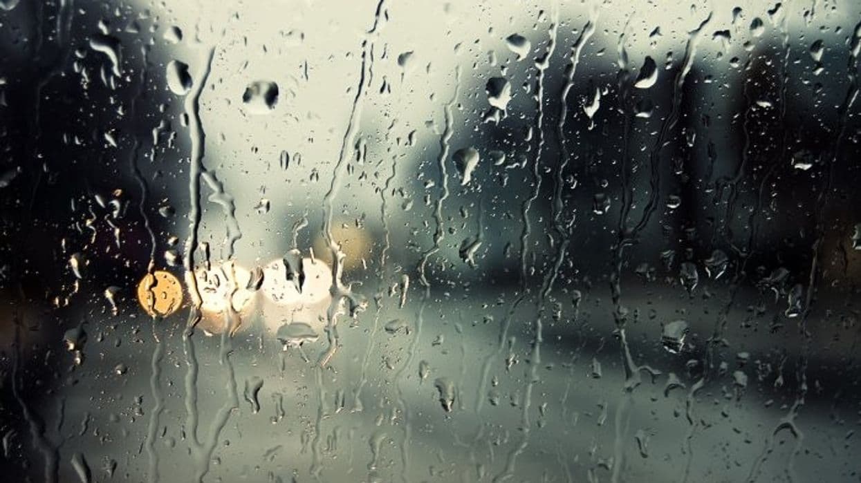 Vranësira dhe reshje shiu parashikimi i motit për sot