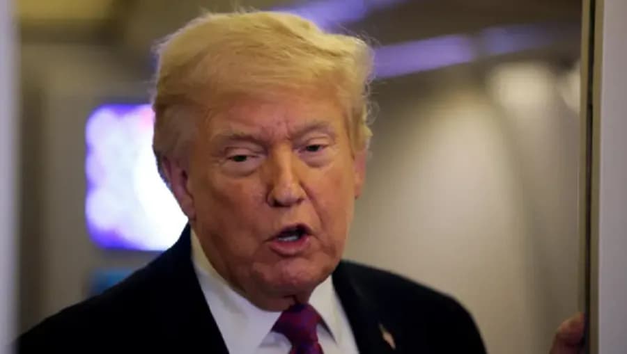 Trump: Marina Amerikane ka ndaluar dhe kapur një anije mallrash me flamur iranian