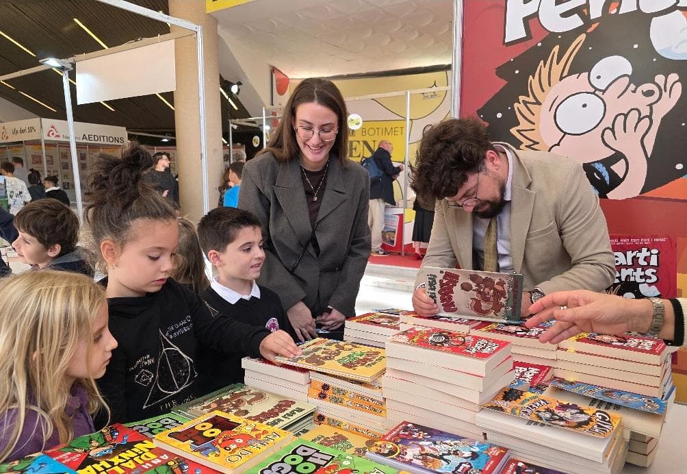 Librat e shkrimtarit Flori Kasaj në Festivalin e Librit Shqip në Toronto