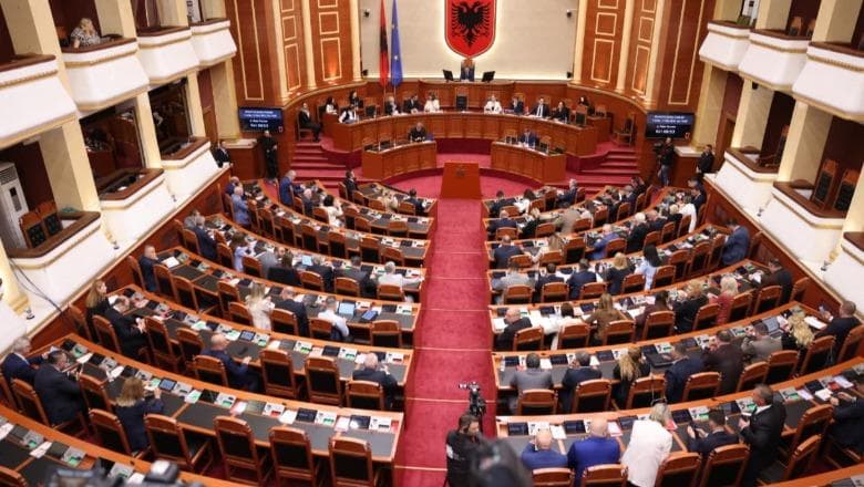 9 interpelanca në Kuvend/ Opozita “përball” Ramën dhe ministrat, në rend dite edhe ndryshimet në rregullore