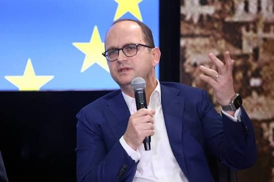 Bushati: Nuk i nxit algoritmi, janë shqiptarë të revoltuar nga trajtimi i atdheut si plaçkë