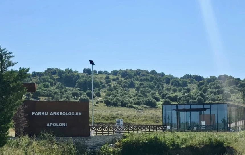 Parku Arkeologjik i Apolonisë shpallet pasuri kulturore e paluajtshme