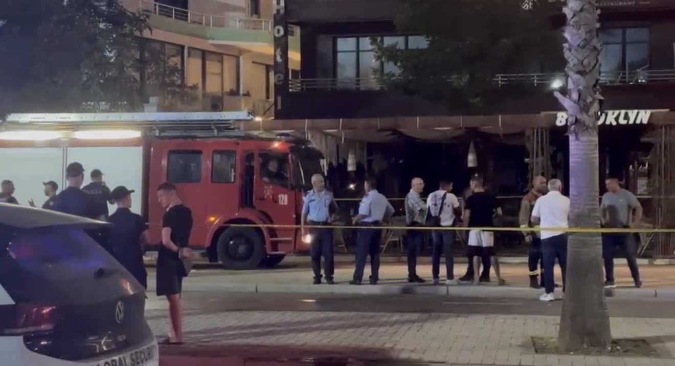 Zjarri përfshin hotelin në Vlorë, 7 të lënduar