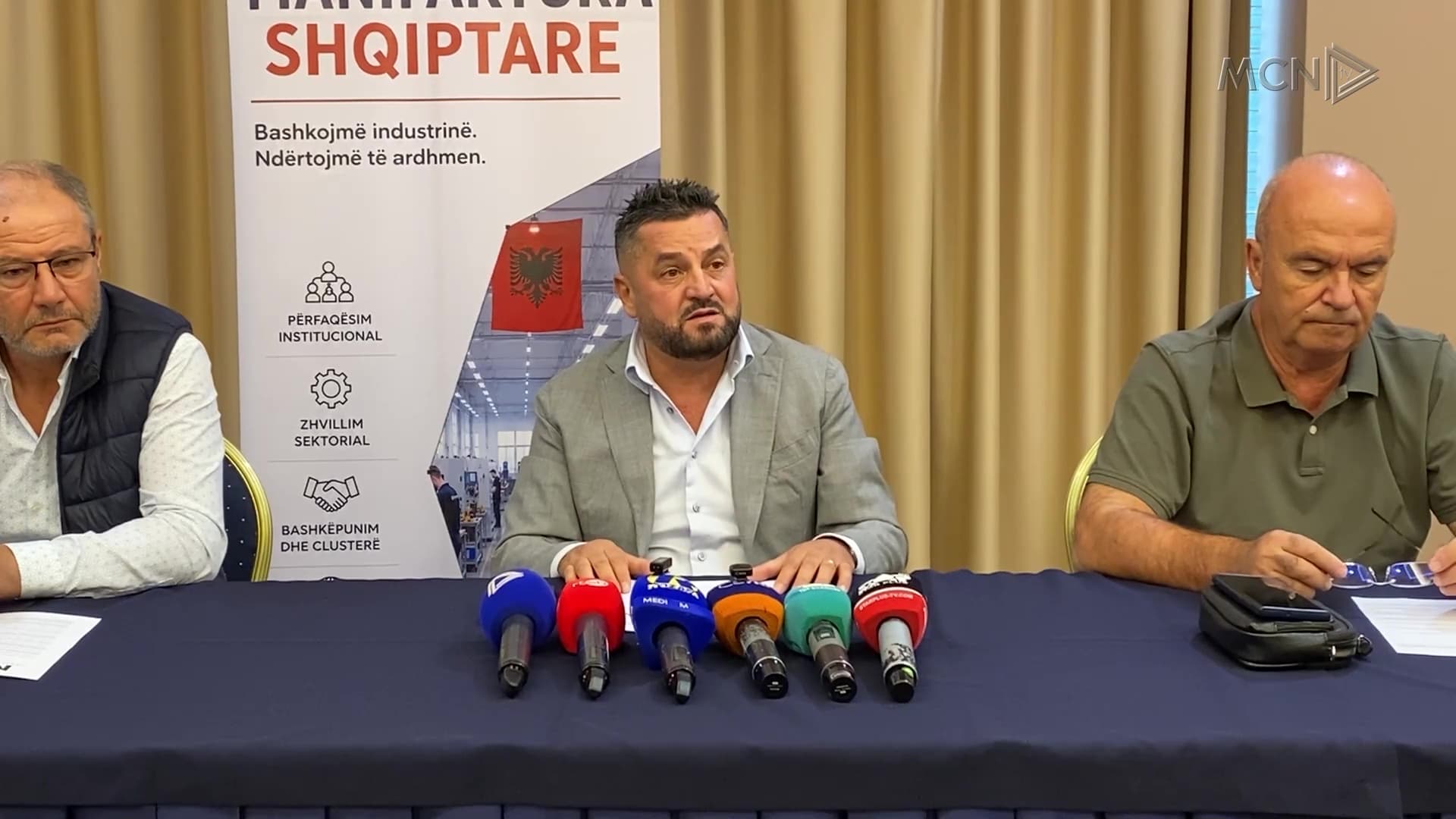 “Kompanitë, drejt falimentit” / Manifaktura shqiptare: Zhvlerësimi i euros cenon të ardhmen