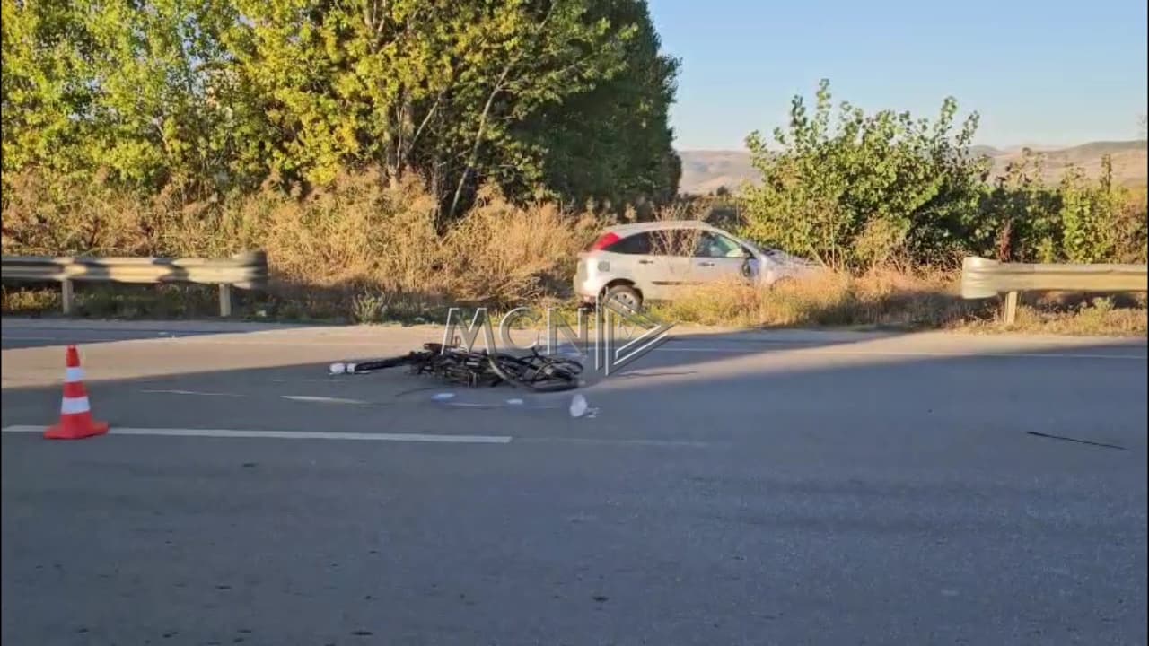 Polici godet me makinë një motor në hyrje të Korçës, vdes 60-vjeçari, plagoset efektivi