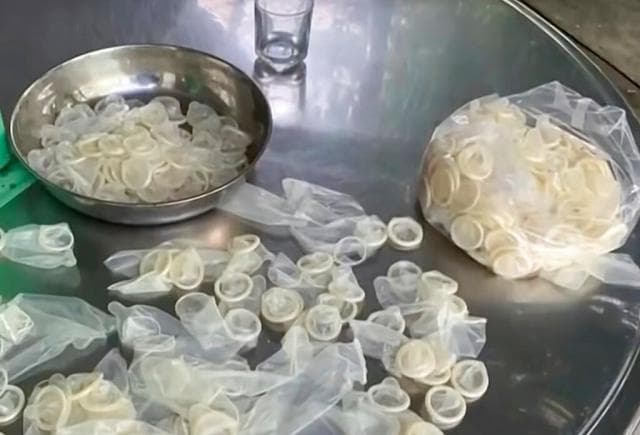Vietnam, kapen prezervativë të përdorur gati për t'u rihedhur në treg
