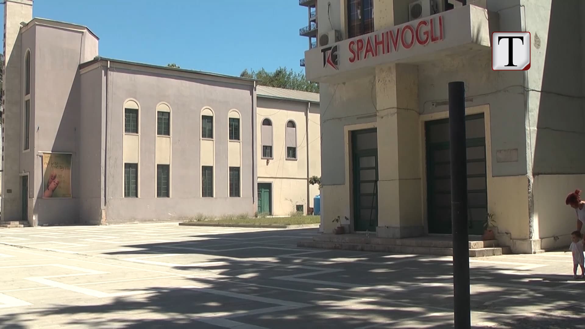 Arkitektët kundër shembjes së teatrit, japin alternativa (VIDEO)