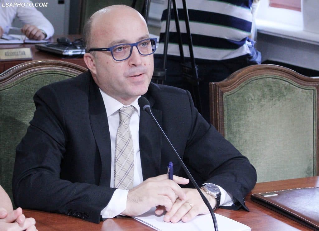 Vëllai i deputetes socialiste zgjidhet Inspektor i Lartë i Drejtësisë