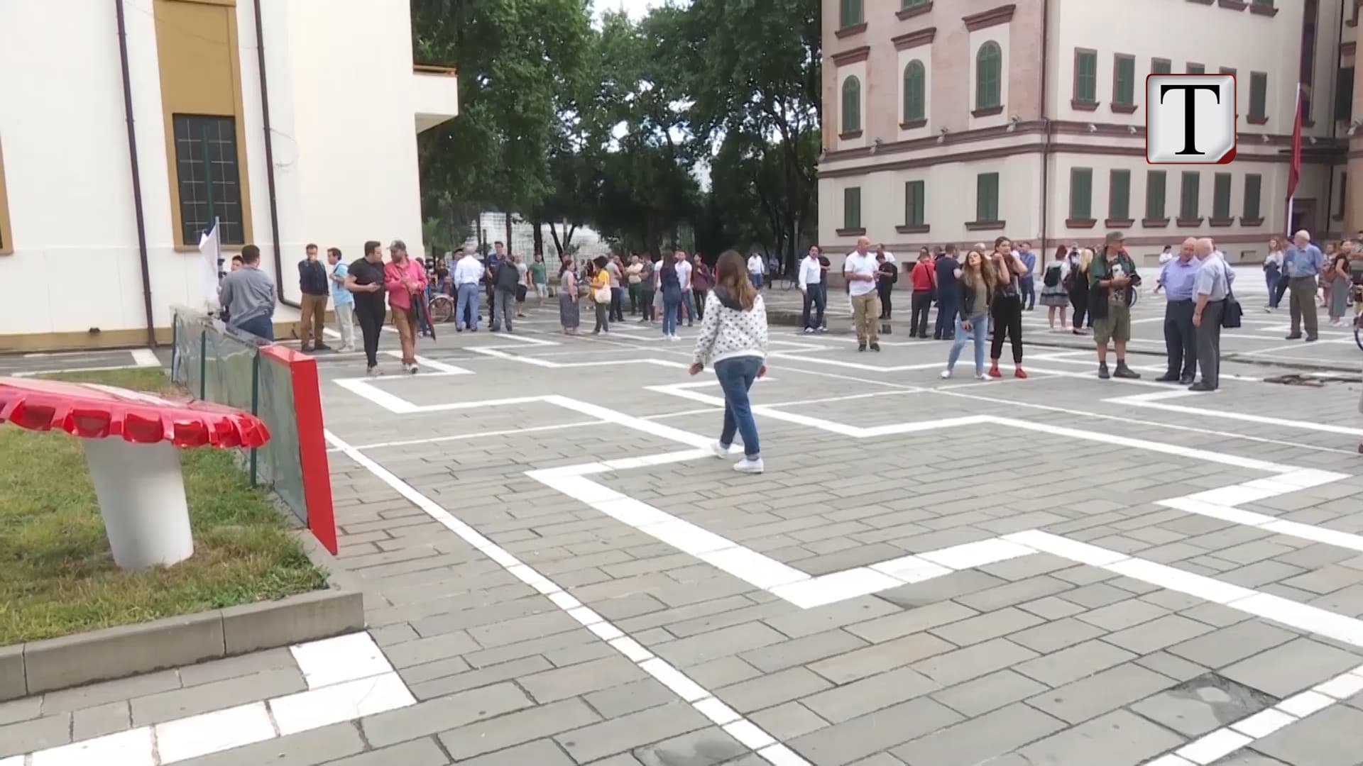 Bashkitë e vendit, letër Metës: Mos dekreto ligjin për Teatrin (VIDEO)