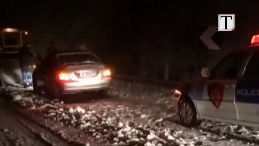 Dëbora krijon vështirësi në verilindje dhe juglindje (VIDEO)