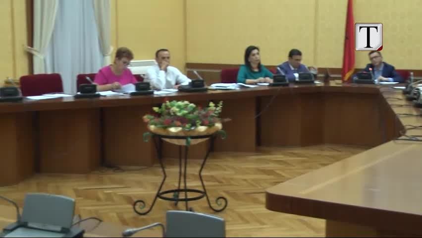 Detyrim brenda 2018-s/ Siguracionet të dalin nga kasat fiskale (VIDEO)