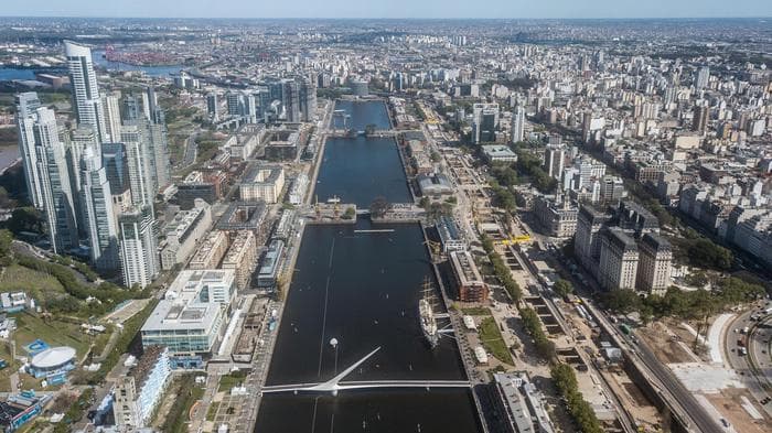 Defekt i rëndë, Argjentina dhe Uruguaj në errësirë