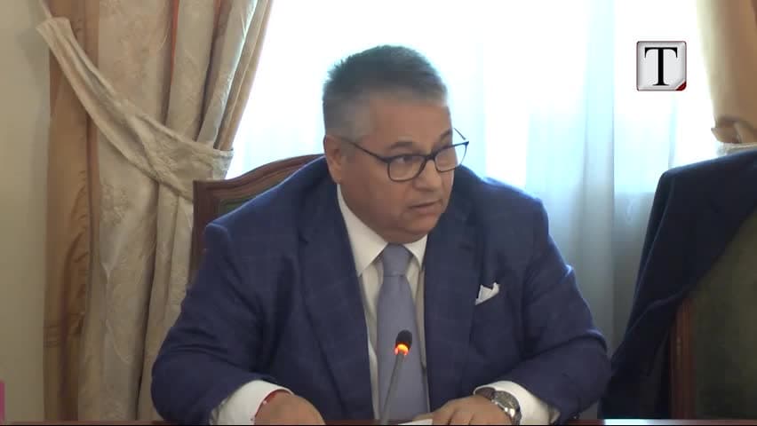 E majta rrëzon dekretin e presidentit për tarifat e gjyqeve (VIDEO)