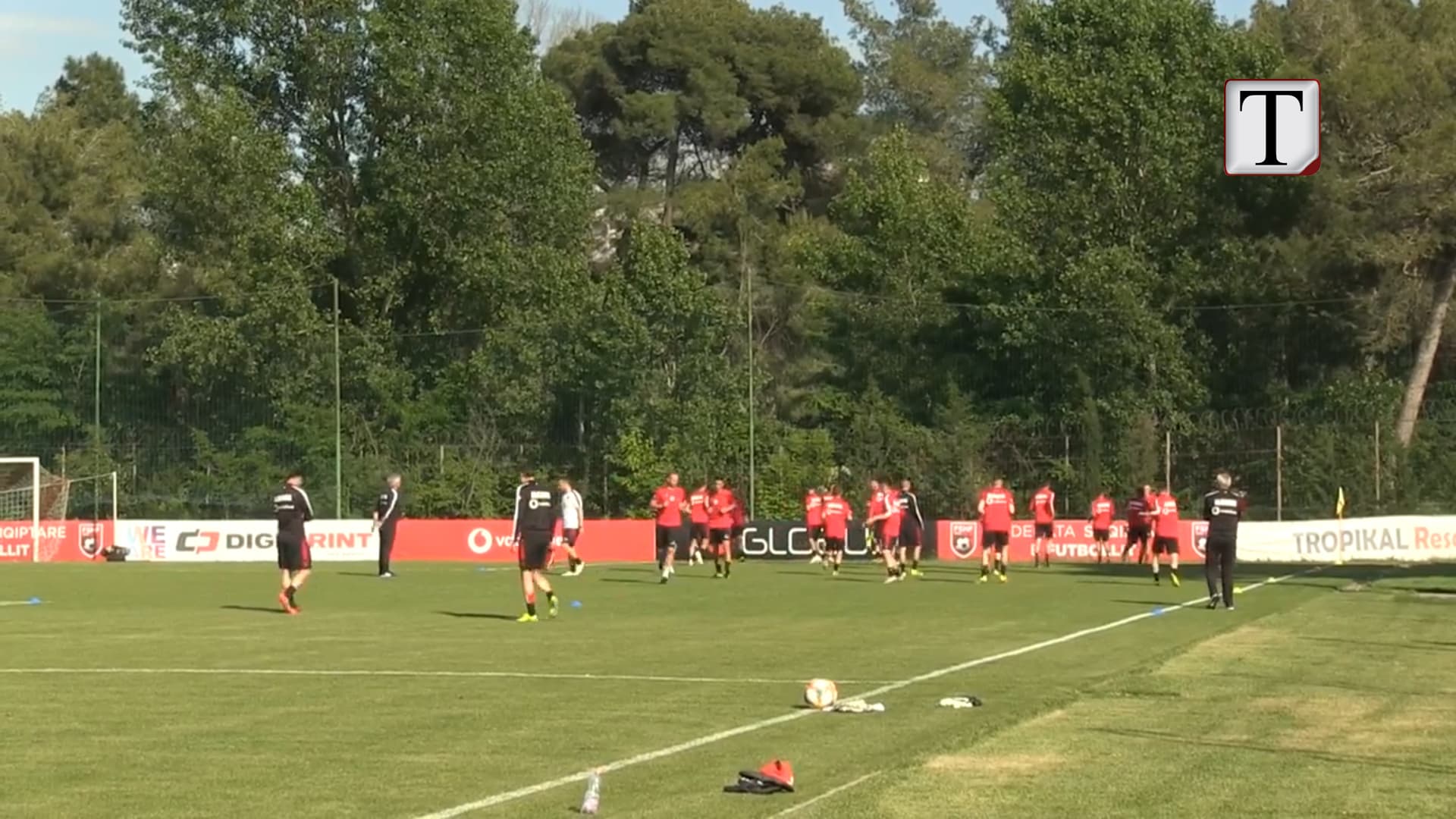 Edi Reja stërvit për herë të parë kuqezinjtë (VIDEO)