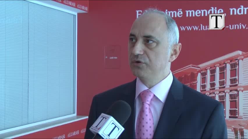 Eksperti i bankave: Plani i “zhvlerësimit” të euros nuk anulohet (VIDEO)