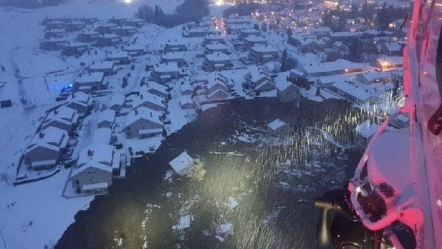 Shtëpitë në Norvegji zhduken në baltë, autoritetet në kërkim të dhjetë personave