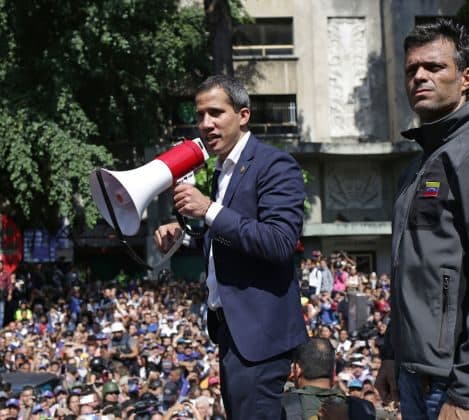 Guaido kërkon ndihmën e ushtrisë amerikane (VIDEO)