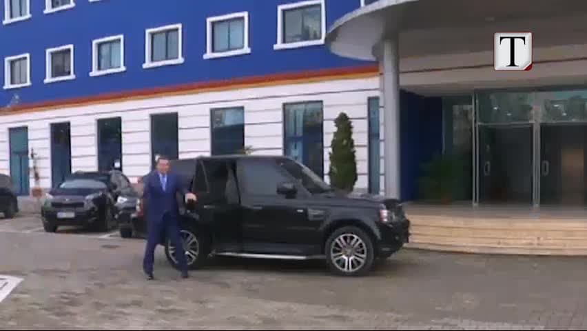 Haki Çako shkarkohet, Xhafaj: Duhet energji e re (VIDEO)