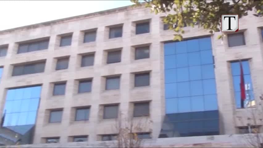 KLD pezullon 3 gjyqtarët e Apelit në Durrës (VIDEO)