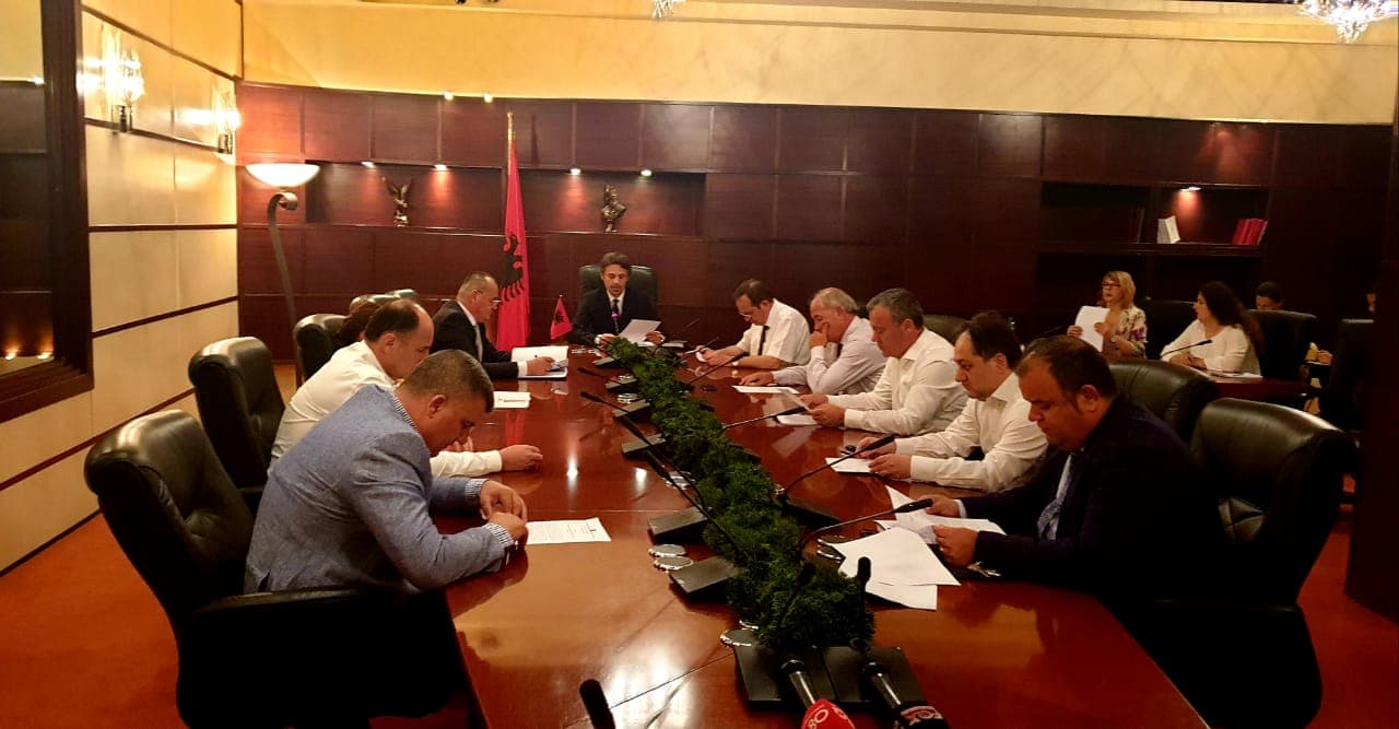 KLP shtyn mbledhjen për garën e Kryeprokurorit të Përgjithshëm