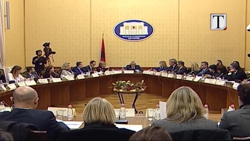 Kryeprokurorja: S’kam asnjë koment për protestat (VIDEO)