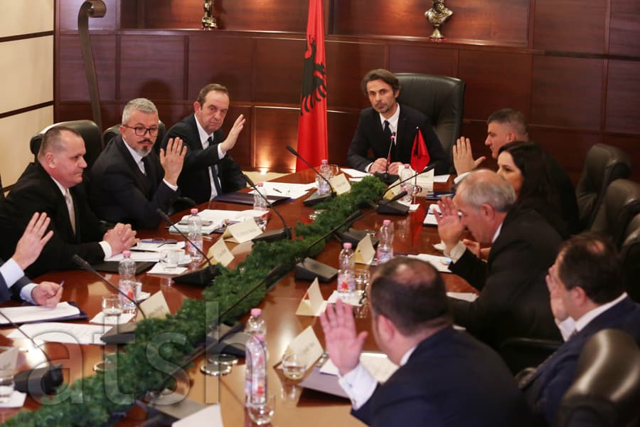 KLP: Deklaratat e qeverisë për prokurorin e Durrësit mund të paragjykojnë ecurinë e procesit