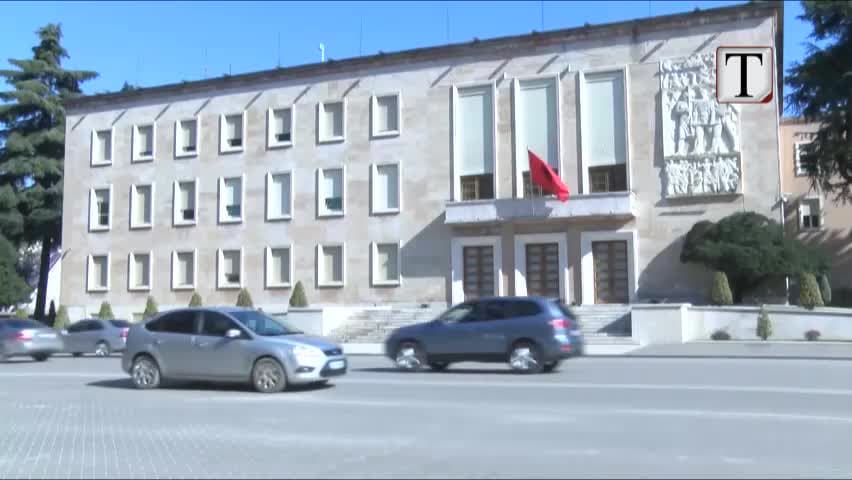 PD: Qeveria u dha miqve të saj 70 mln euro në vit, pa garë (VIDEO)