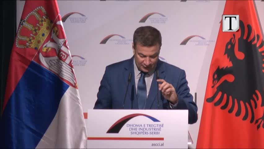 Serbët, “paqe” në Tiranë, vijnë 100 biznesmenë (VIDEO)