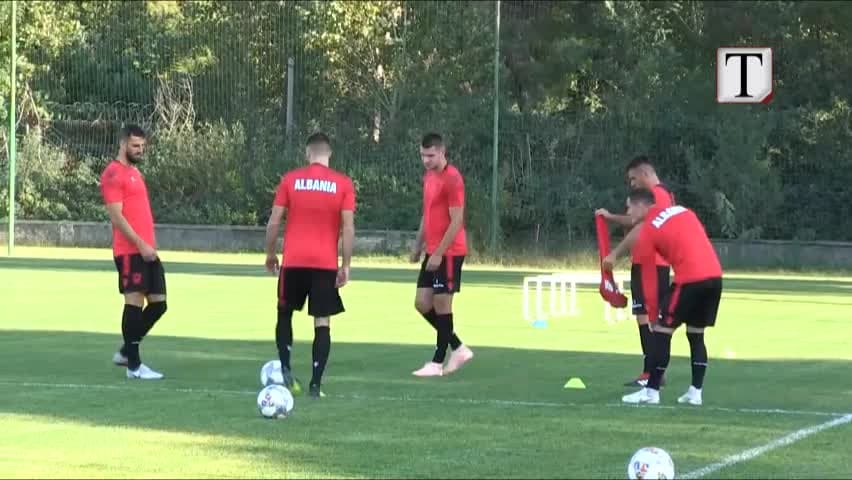 Shqipëria në rënie “të lirë”, humbet tre pozicione në renditjen e FIFA-s (VIDEO)