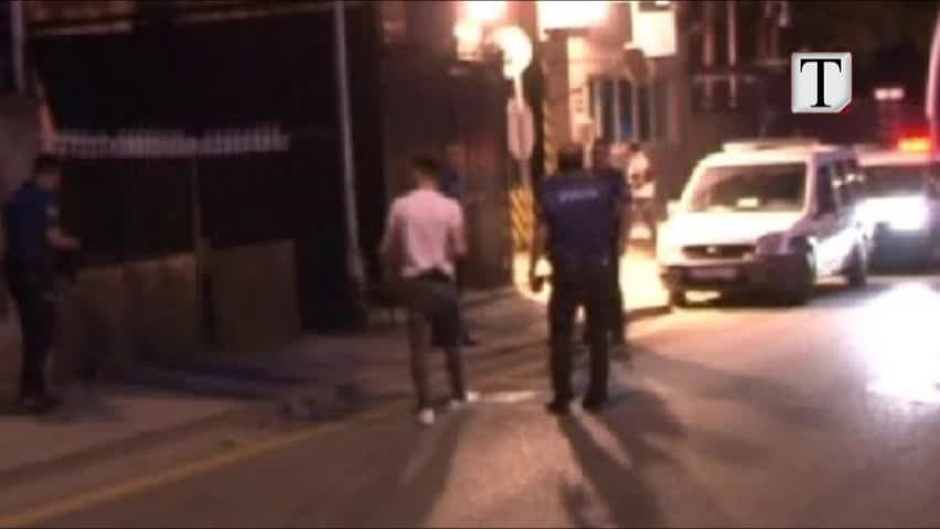 Sulmohet ambasada amerikane në Turqi (VIDEO)